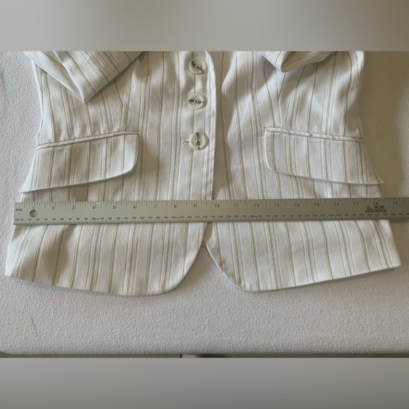 White Jacket Taupe Pinstripe Lightweight Blazer Lined Casual Business Size 11 12 - Picture 12 of 14